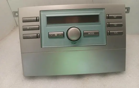 Toyota Corolla Verso AR10 Climate control unit 559020F010 559000F030