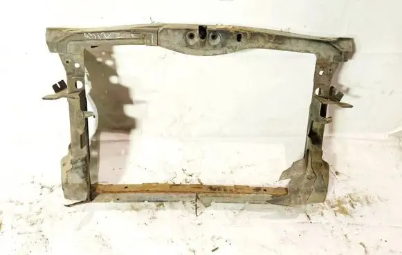 Skoda Octavia Mk2 (1Z) Radiator support slam panel