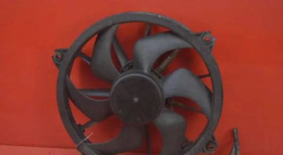Citroen Jumpy Electric radiator cooling fan 1401312280