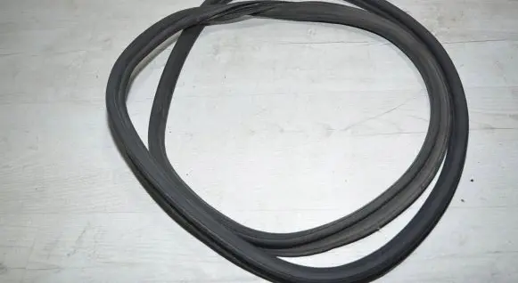 Volkswagen Scirocco Trunk rubber seal (body) 