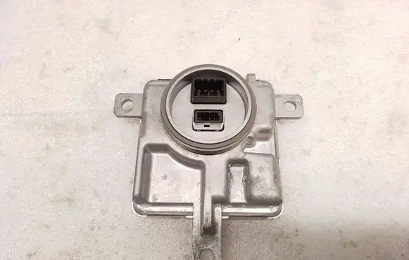Audi A4 S4 B8 8K Headlight ballast module Xenon 8K0941597E W003T22071