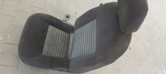 Front passenger seat