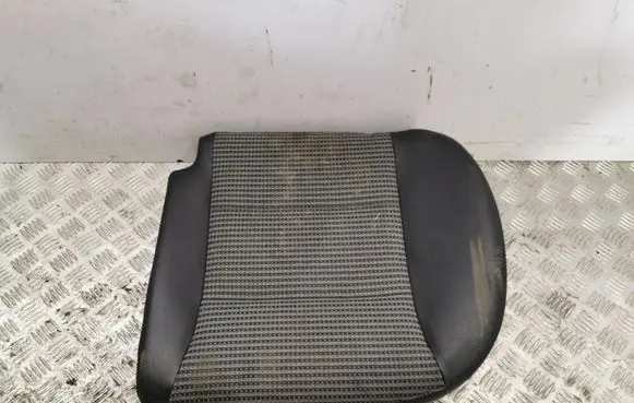 Mercedes-Benz B W245 Rear seat 