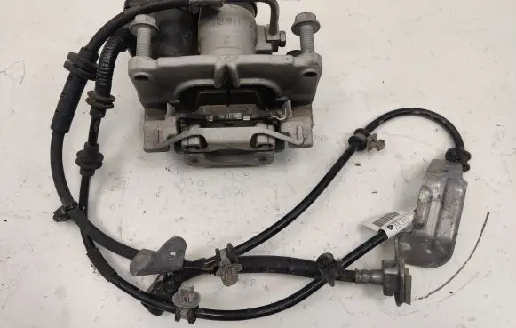 Chrysler Pacifica Rear brake caliper 116RH 6426246 P578AG