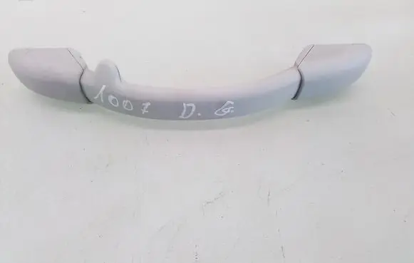 Peugeot 1007 Rear interior roof grab handle