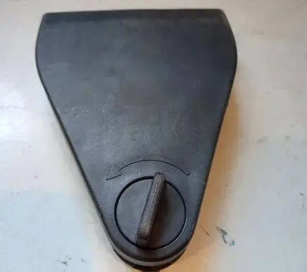 Audi A6 S6 C5 4B Hazard Warning Triangle Mounting Bracket 4B5860285D