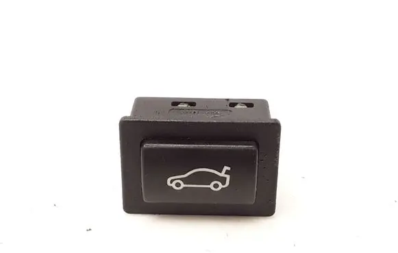 Tailgate opening switch