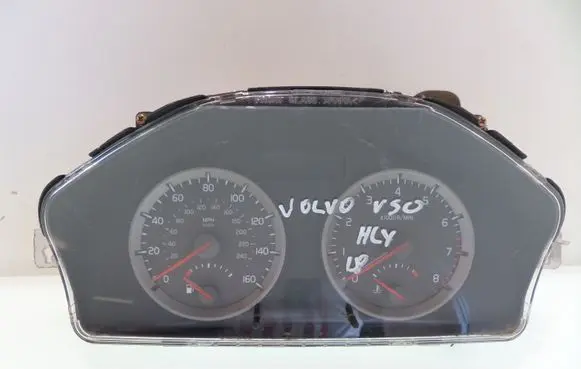 Volvo V50 Speedometer (instrument cluster) 30710071 30682569 0070274