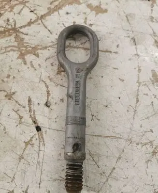 Volkswagen Golf V Tie down hook / loop 1T0805615