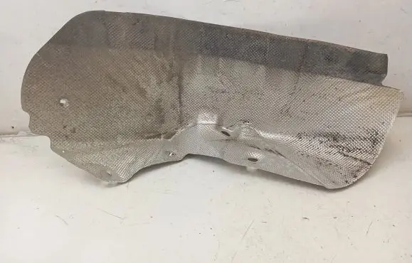 Land Rover Discovery 5 Exhaust heat shield HY3247190AF