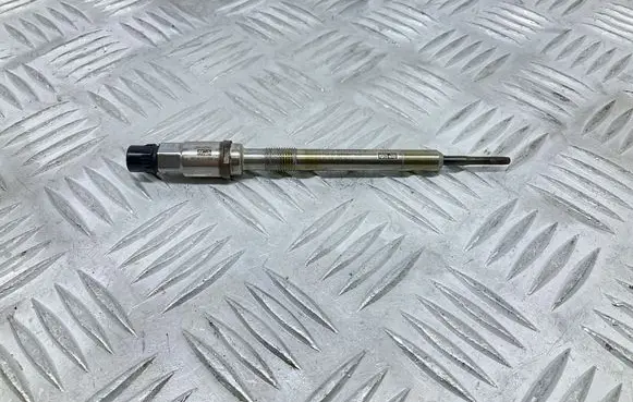 Audi A4 S4 B9 Glow plug 03L905061G