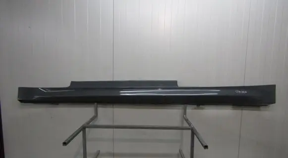 Front sill (body part)