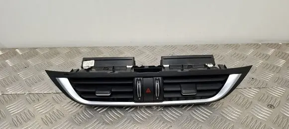 Alfa Romeo Stelvio Dash center air vent grill 1561160970 464000934 1012300001