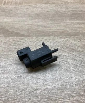 BMW 5 E60 E61 Turbo solenoid valve 1742712 72234100