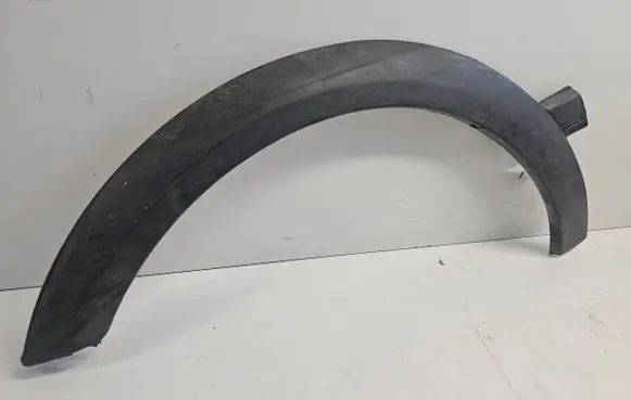 Volkswagen Golf III Front arch trim 1H0853717A