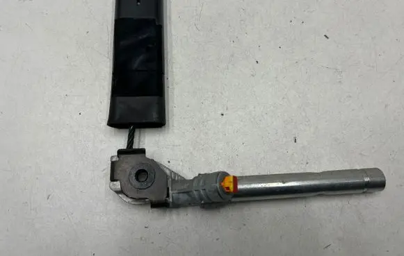 Renault Laguna III Front seatbelt buckle 8066415