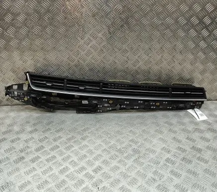 Audi Q7 4M Dashboard air vent grill cover trim 4M1820902S