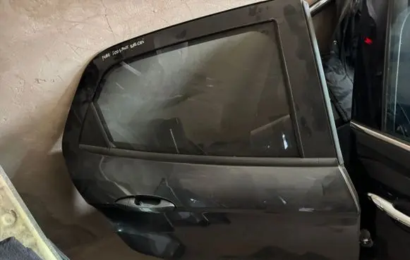 Ford Ecosport Rear door