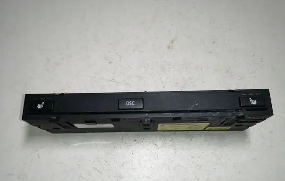 BMW 5 E60 E61 Seat heating switch 6940223
