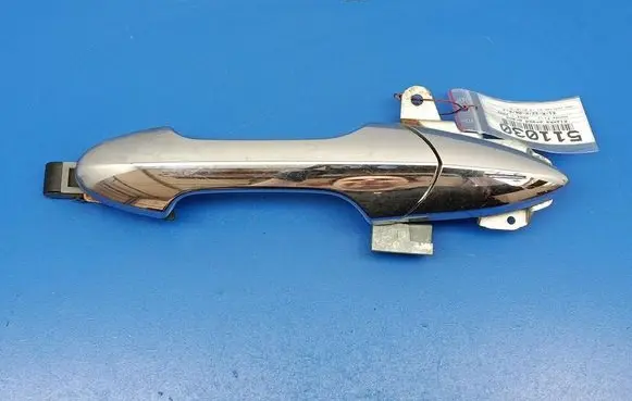 Honda FR-V Front door exterior handle