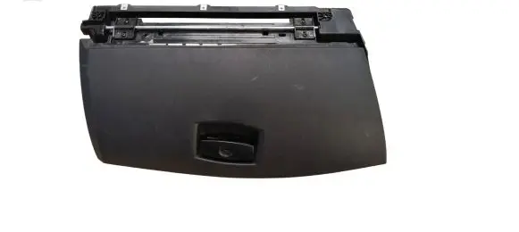 BMW 5 E60 E61 Glove box 7034080 NGU47U 81010000