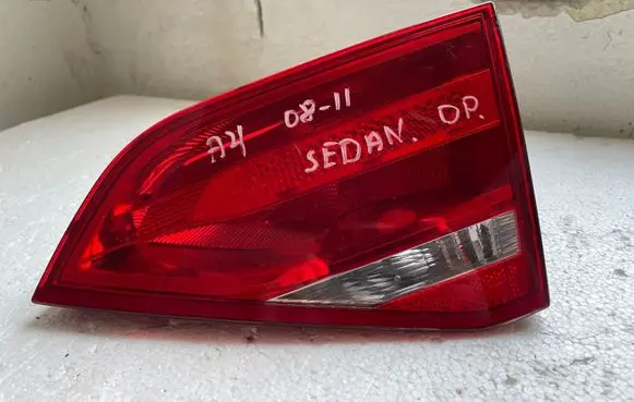 Audi A4 S4 B8 8K Tailgate rear/tail lights