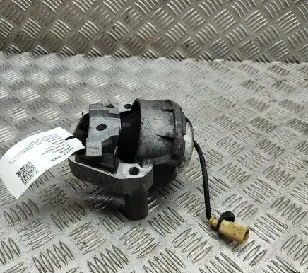 Audi A7 S7 4G Engine mount bracket 4G0199381LH