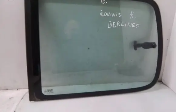 Citroen Berlingo Rear side window 43R001100