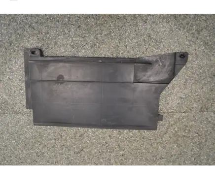 BMW 5 E34 Fuse box cover 1712494