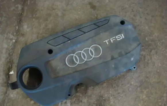 Audi A1 Engine cover (trim)
