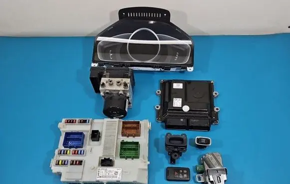 Volvo S60 Engine control unit/module ECU 31312486 IMPRK1525179