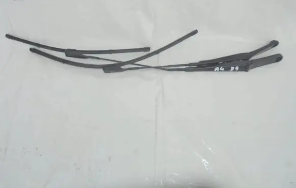 Audi A4 S4 B9 8W Windshield/front glass wiper blade 045628485
