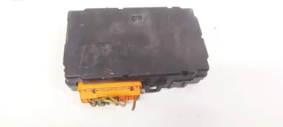 Toyota Avensis T220 Other control units/modules 8264105011 82641-05011
