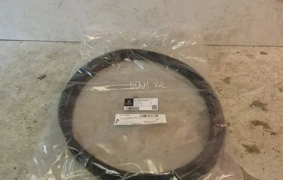 Mercedes-Benz Vito Viano W447 Rubber seal rear door window/glass A4476711820