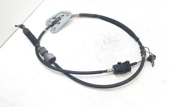 Gear shift cable linkage