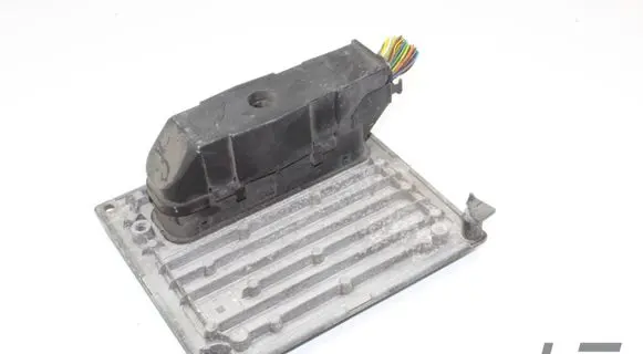 Ford Focus Engine control unit/module 4S6112A650SA S120977015