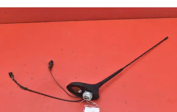 Peugeot 206 CC Aerial GPS antenna 9636600680