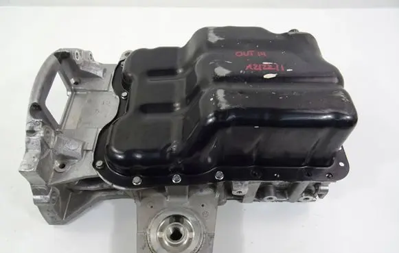 Mitsubishi Outlander Oil sump
