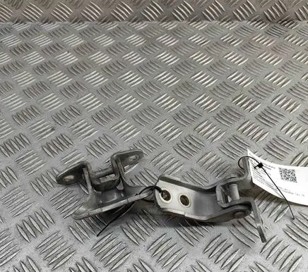 Toyota Prius (XW30) Front door hinges set 6874012120 6872012151