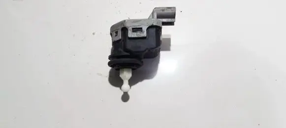 Headlight level adjustment motor