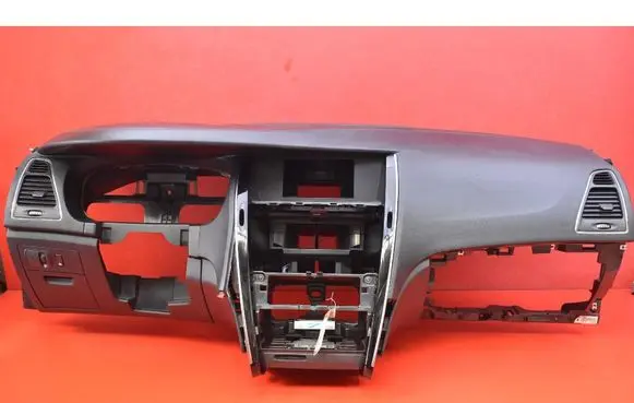 Renault Latitude (L70) Dashboard