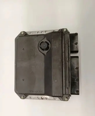 Toyota Avensis T270 Engine control unit/module 8966105D81 89661-05D81 mb275400-1140