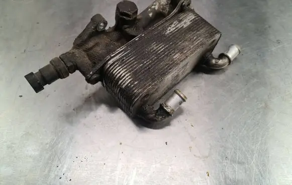 Saab 9-3 Ver2 Engine oil radiator 12786260 47019 12786261AA