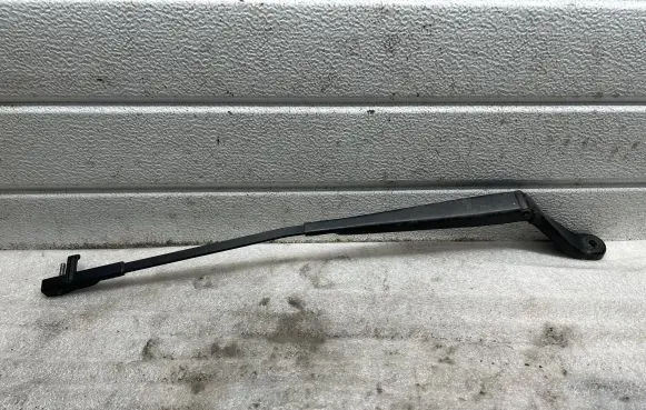 Volkswagen Sharan Windshield/front glass wiper blade 7M3955409B