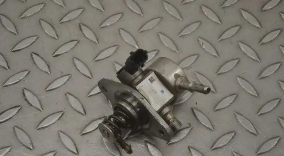 Maserati Ghibli Fuel injection high pressure pump 0136868C PHP099
