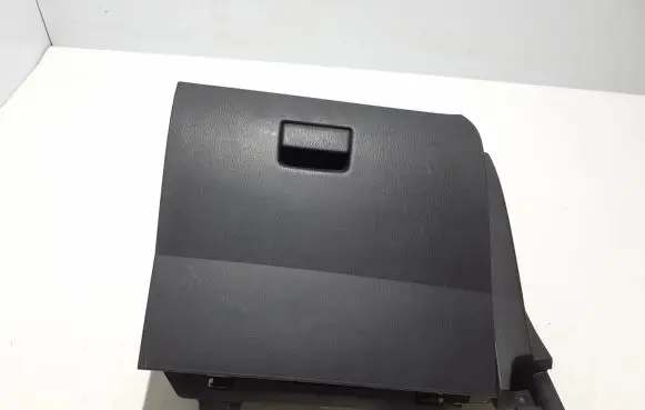 Mazda CX-3 Glove box DB2H64161