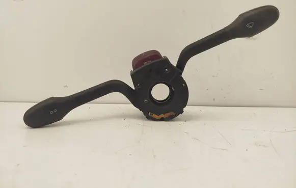 Volkswagen PASSAT B4 Wiper turn signal indicator stalk/switch 88S97