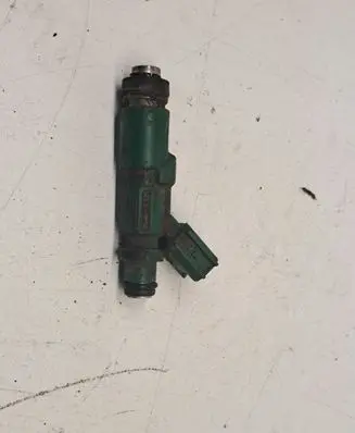 Toyota Prius (NHW20) Fuel injector 2325021020