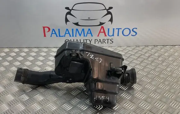Toyota Prius (XW30) Intake resonator 1789337040