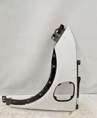 Opel Ampera Fender